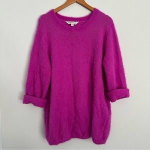 Davi & Dani Magenta Fuzzy Crochet Long Sleeve Crew Neck Sweater, Size Large